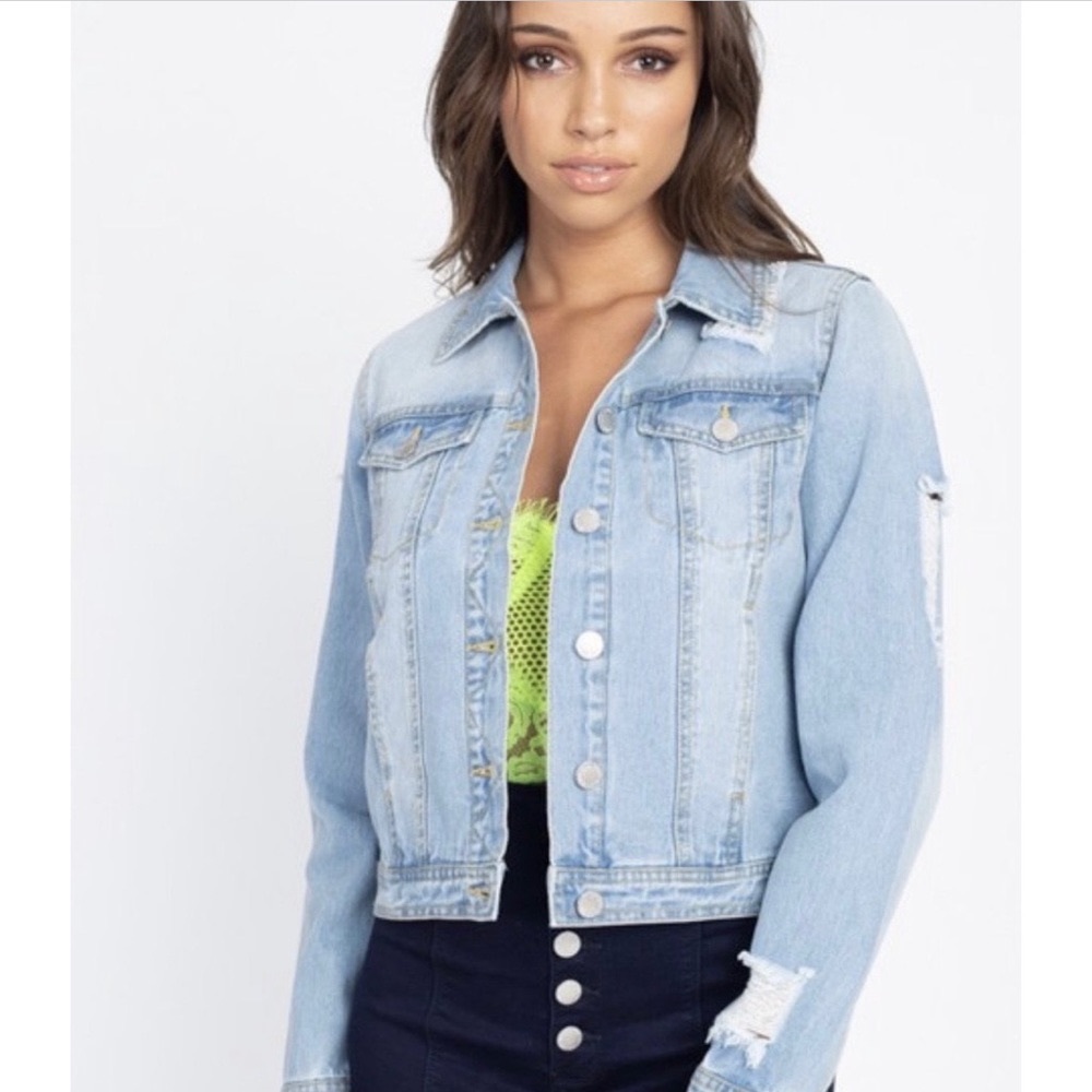 Distressed Light Jean Jacket LG
